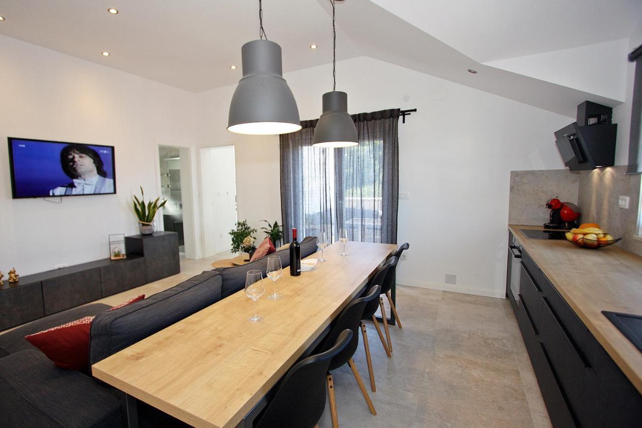 סופטאר Apartman Gajka מראה חיצוני תמונה